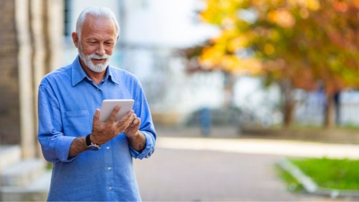 Man using tablet